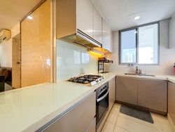 Prive (D19), Condominium #565699531